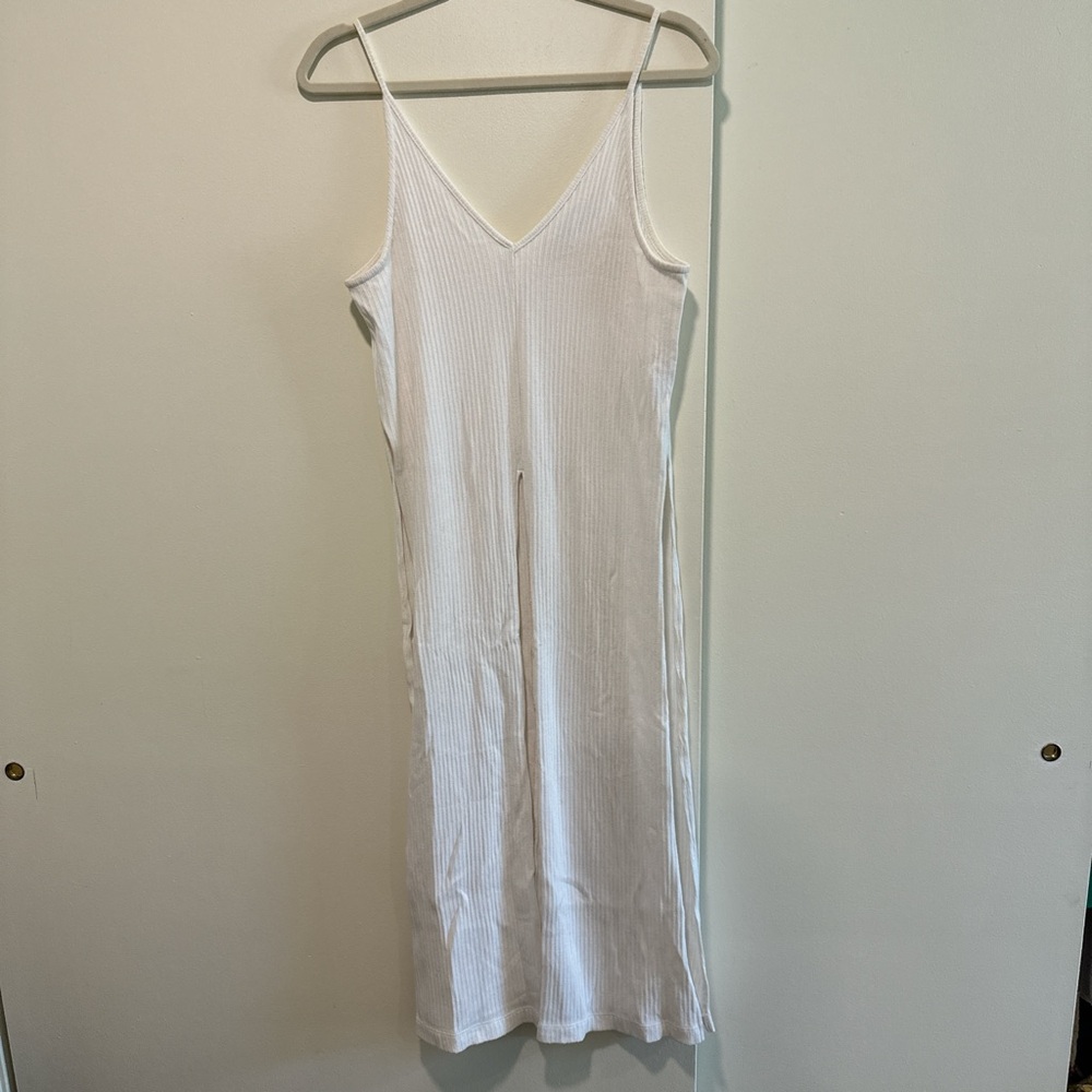 FP Beach White Tank / Beach Coverup